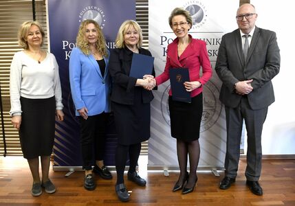 Podpisanie porozumienia pomiędzy uczelnią a Zespołem Szkół Nr 7 im. Bronisława Bukowskiego w Koszalinie