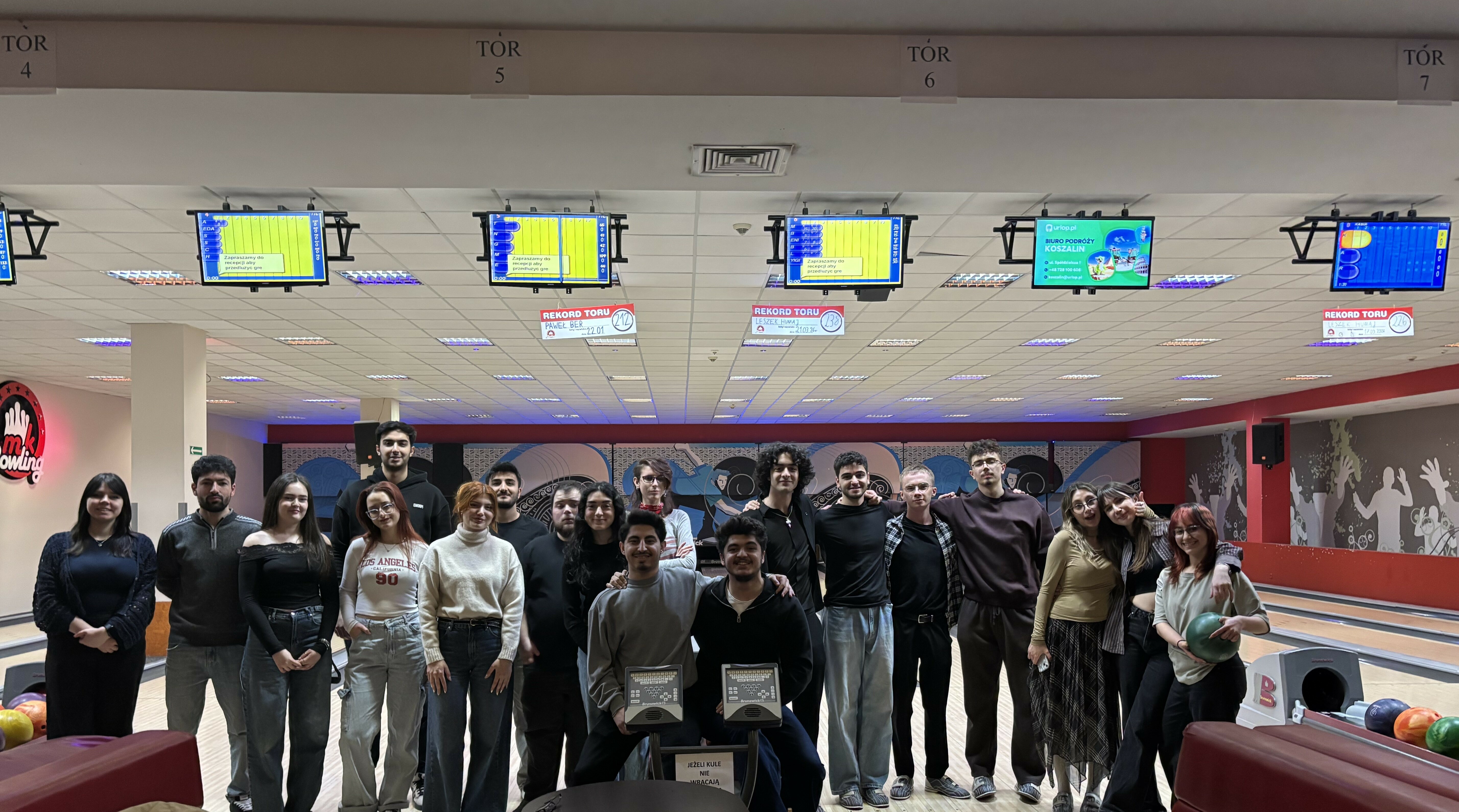 Spotkanie integracyjne w kręgielni w ramach programu Erasmus+