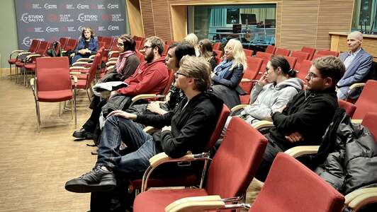 Studenci Dziennikarstwa na warsztatach w Polskim Radiu Koszalin