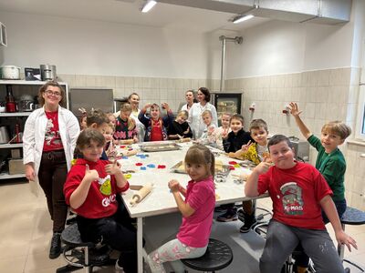 Mikołajkowe pierniczki - zajęcia KUDiM