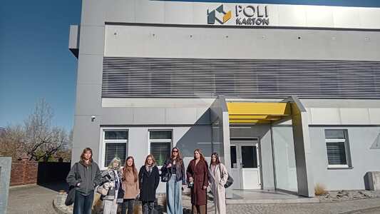 Wizyta studyjna studentów w firmie "Polikarton" Alina Pyrka w Boninie