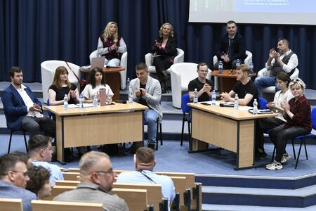 Jak ekonomiści postrzegają sztuczną inteligencję? - Debata w Politechnice Koszalińskiej